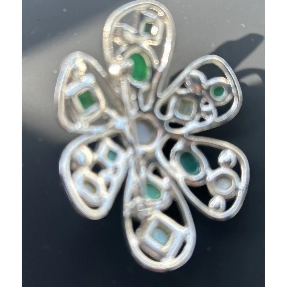 Vintage Flower Outline Blue Green Rhinestones /Cabochons  Silver Brooch classic